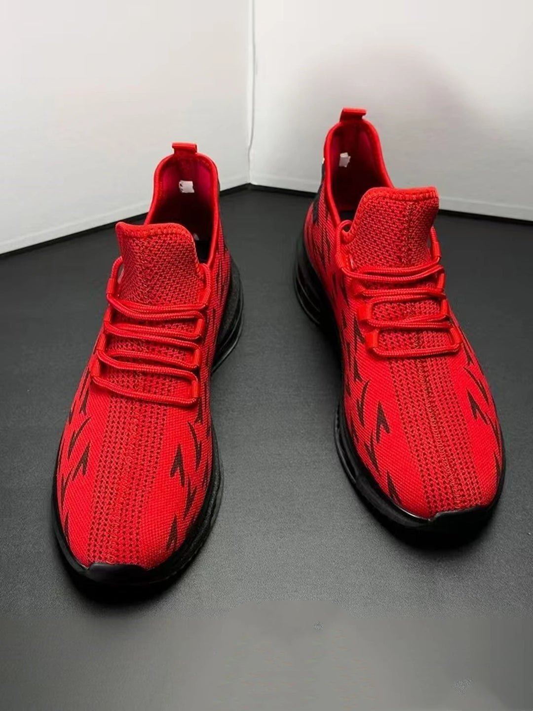 Men's sneakers new casual four season fashion thick sole anti slip versatile outdoor comfortable breathable casual sports shoes