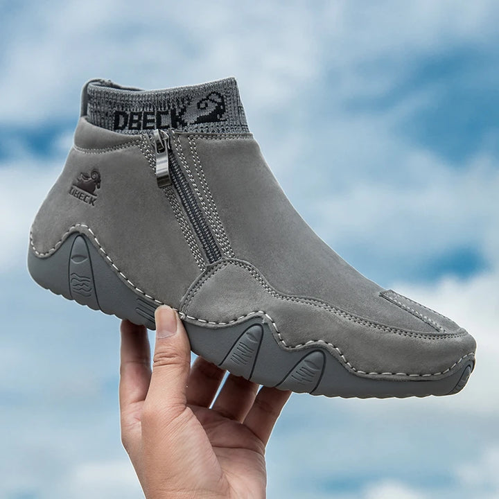 New Men Casual Shoes Leather Male High Top Sneakers Designer Fashion Loafers Lace Up Socks Shoes Men Ankle Boots ﻿